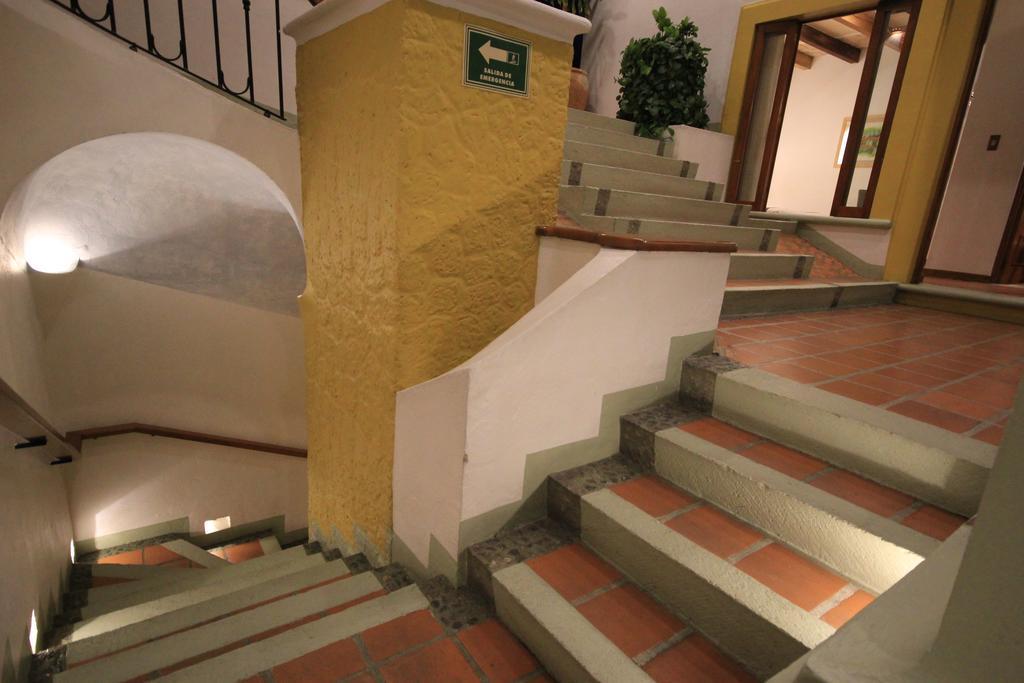 ホテル カーサ ヴェルティス Oaxaca エクステリア 写真
